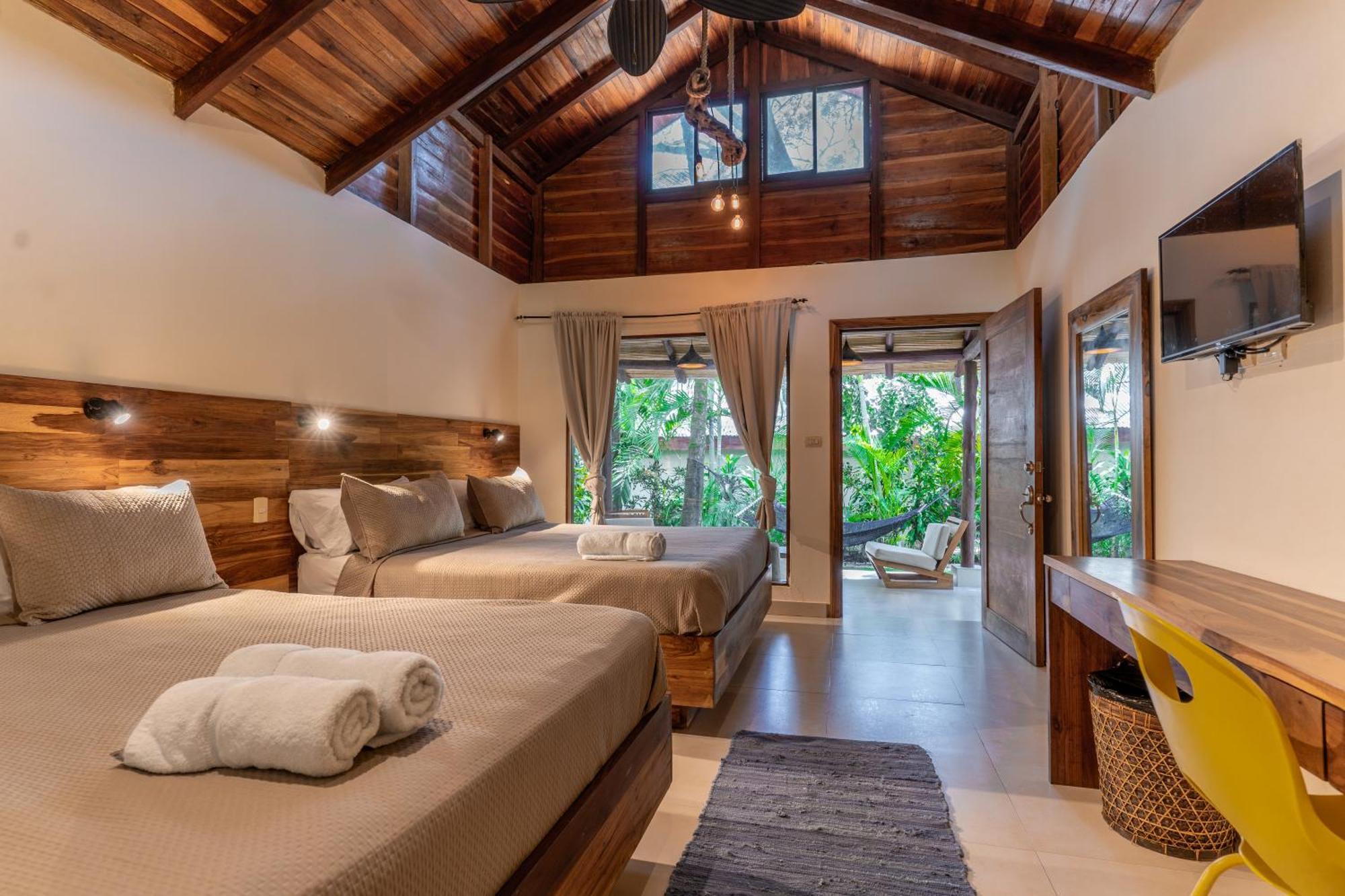 Banana Beach Bungalows Playa Santa Teresa  Exterior photo